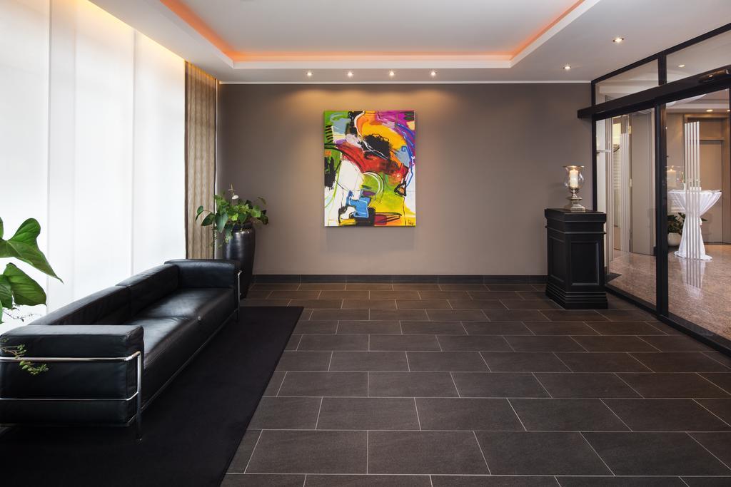 Hotel Plaza Дуйсбург Екстер'єр фото