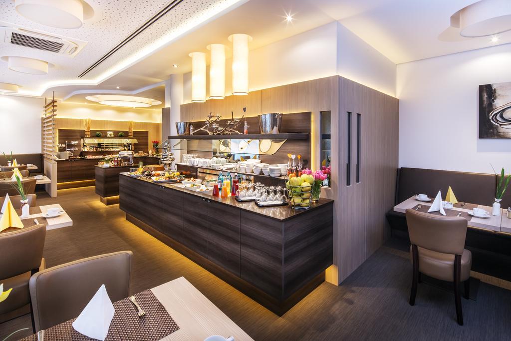 Hotel Plaza Дуйсбург Екстер'єр фото